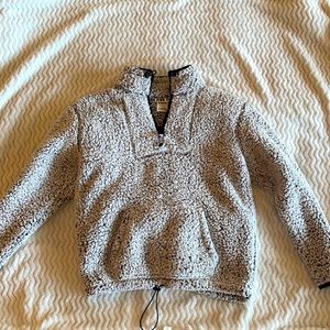 Wool quarter zip with adjustable bottom